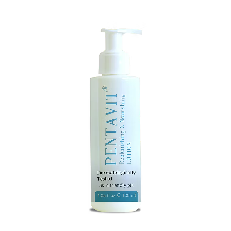 Senechio Pharma Pentavit Moisture Blend bottle with label, showcasing a skincare product for hydration and moisture.