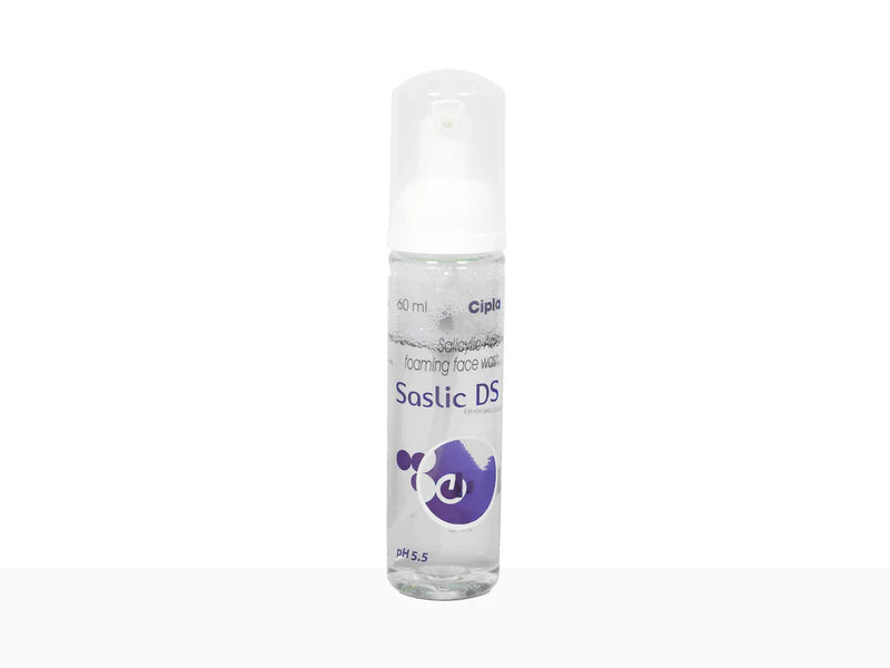 Saslic DS foaming face wash by Pontika Aerotech Limited, showing a bottle of medicated facial cleansing foam with a pump dispenser.