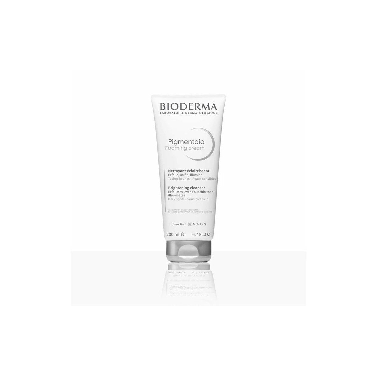 Bioderma Pigmentbio Foaming Cream bottle with pump dispenser, designed for brightening and cleansing skin.